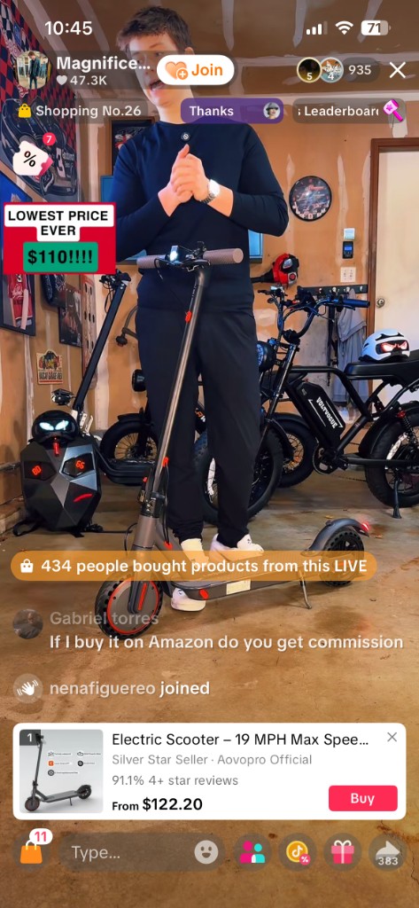 Livestream showing 434 people bought products from the live
